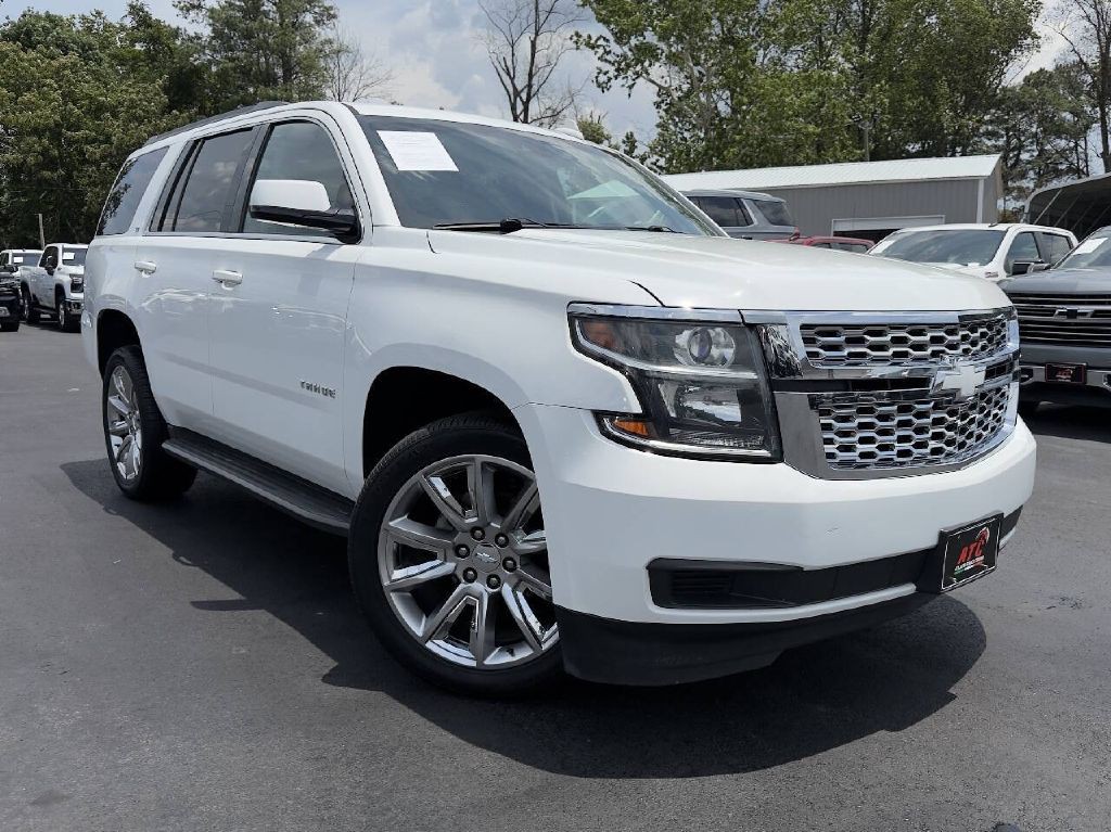 2017 Chevrolet Tahoe Image 3