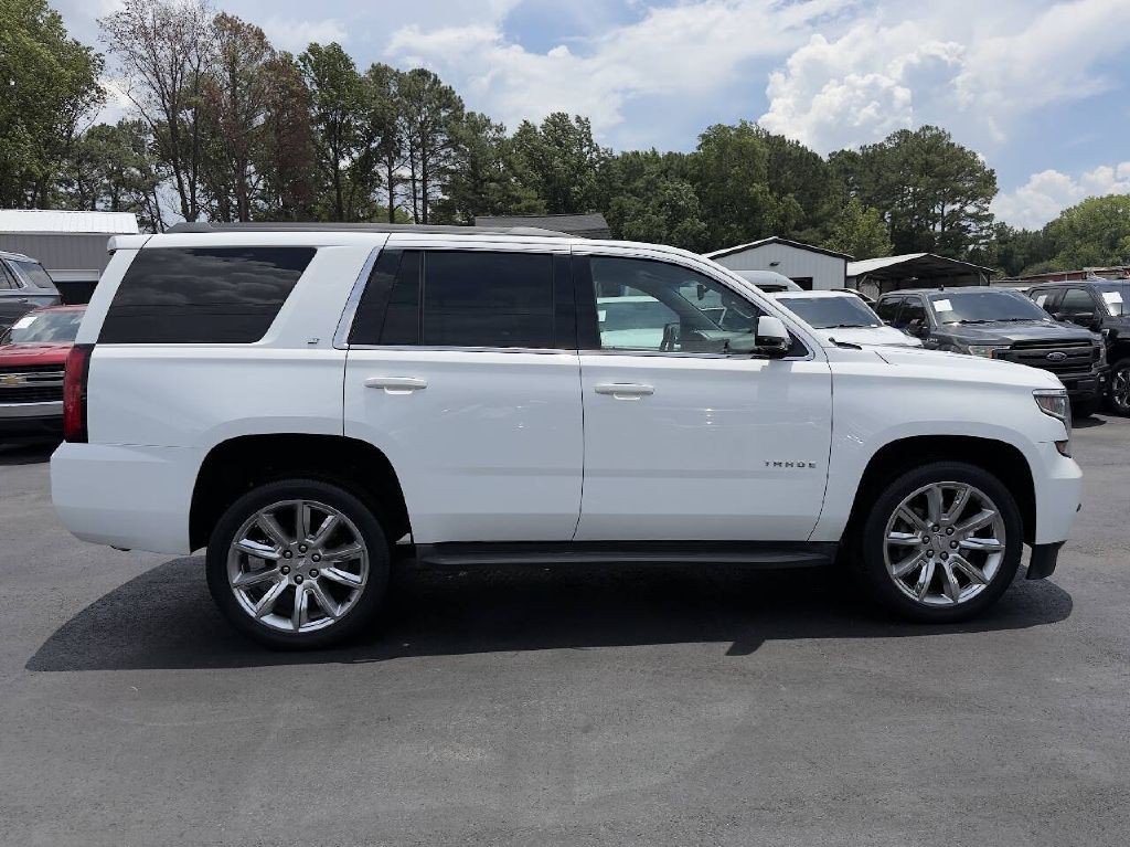 2017 Chevrolet Tahoe Image 5