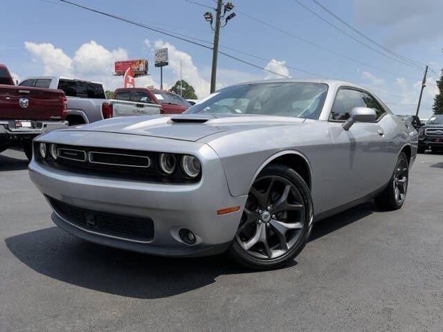 2018 Dodge Challenger Image 1