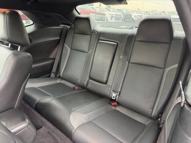 2018 Dodge Challenger Image 10