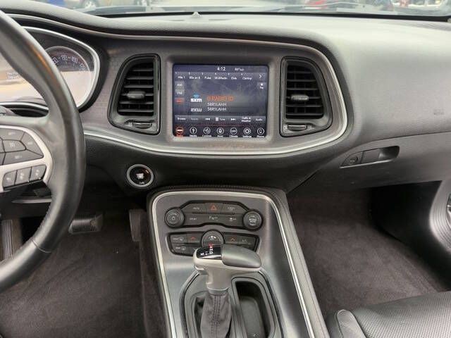 2018 Dodge Challenger Image 15