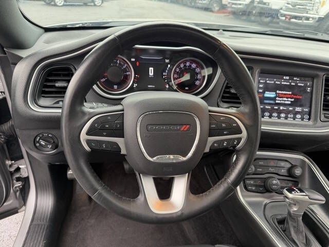 2018 Dodge Challenger Image 17