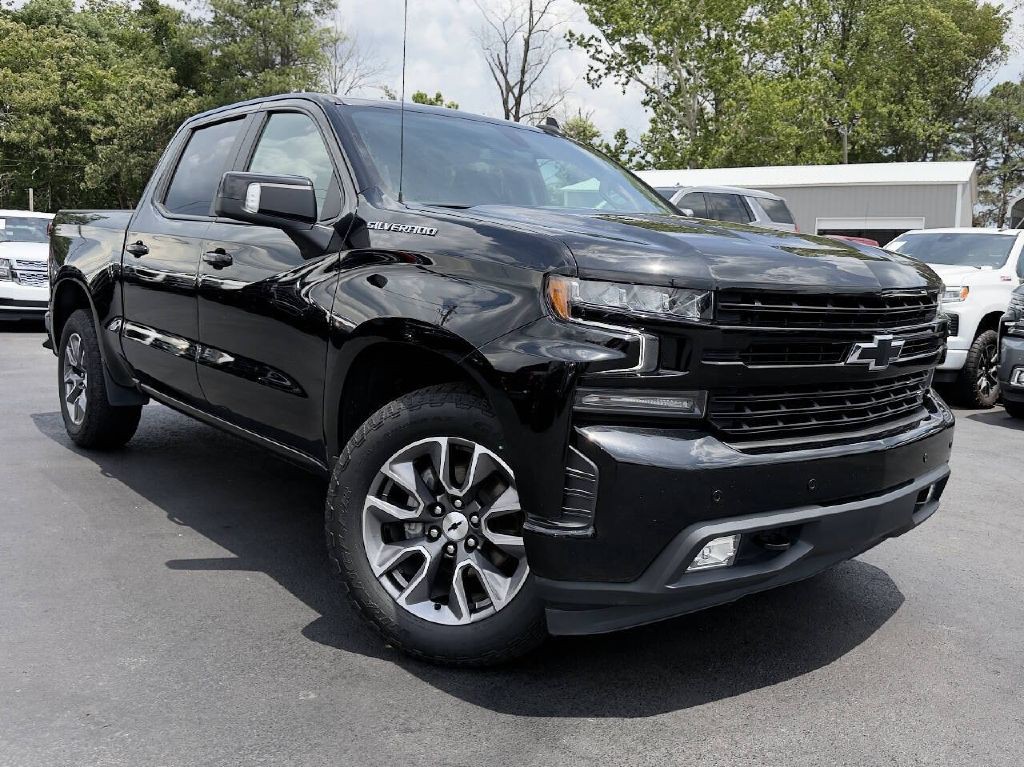 2021 Chevrolet Silverado 1500 Image 3
