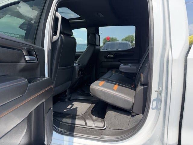 2023 GMC Sierra Image 10