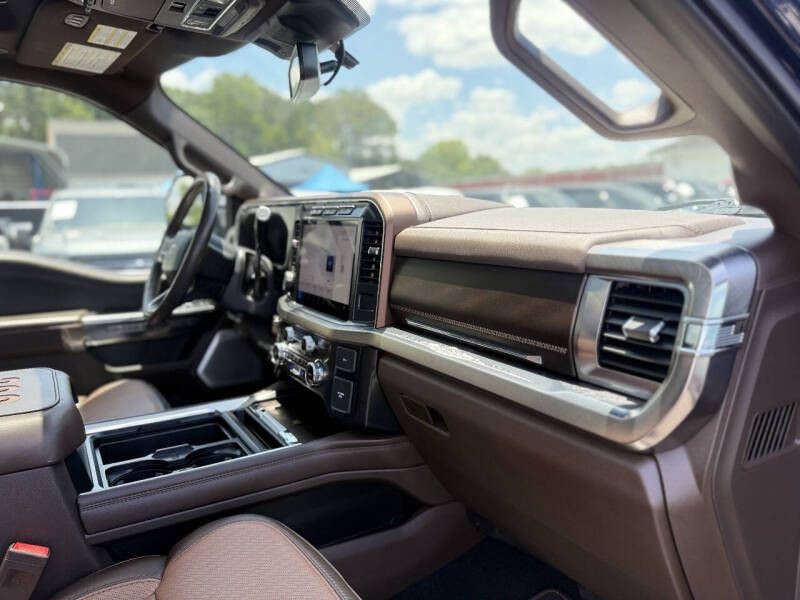 2024 Ford F-250 Image 14
