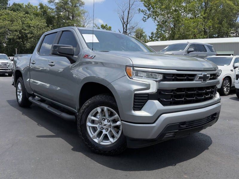2023 Chevrolet Silverado 1500 Image 2