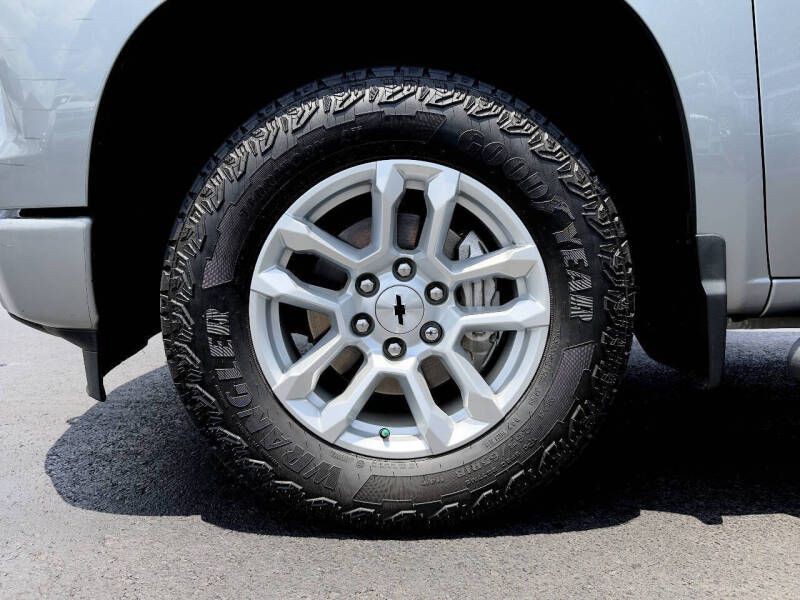 2023 Chevrolet Silverado 1500 Image 6