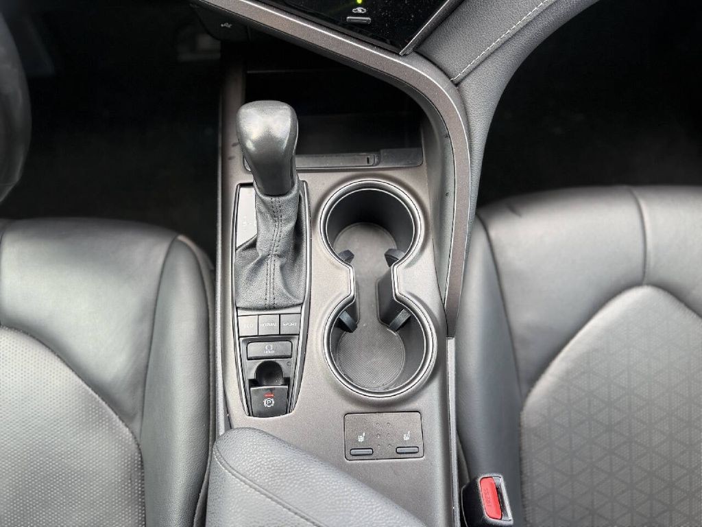 2024 Toyota Camry Image 17