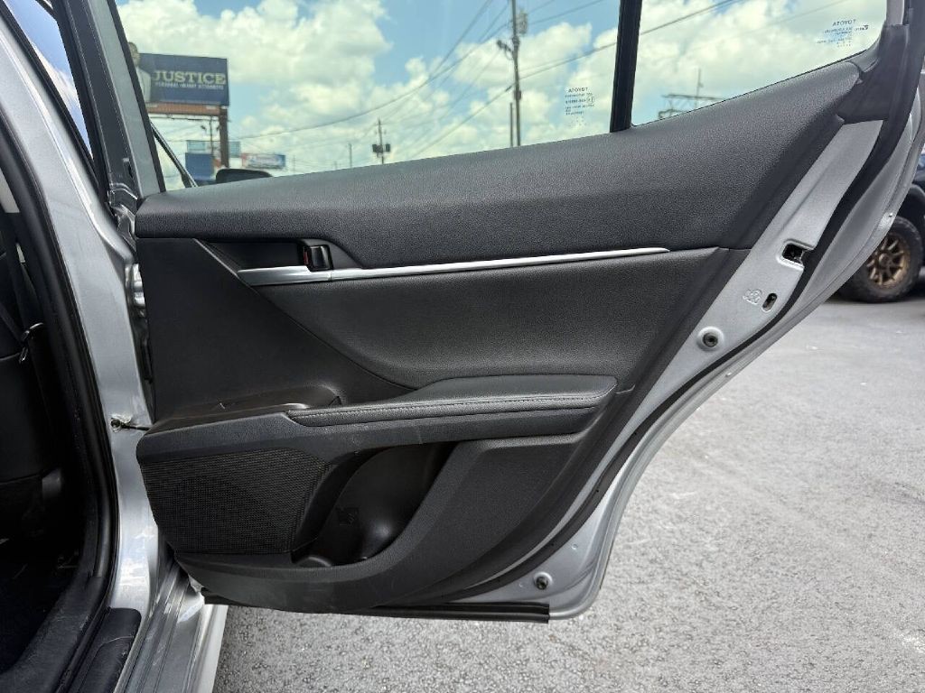2024 Toyota Camry Image 20