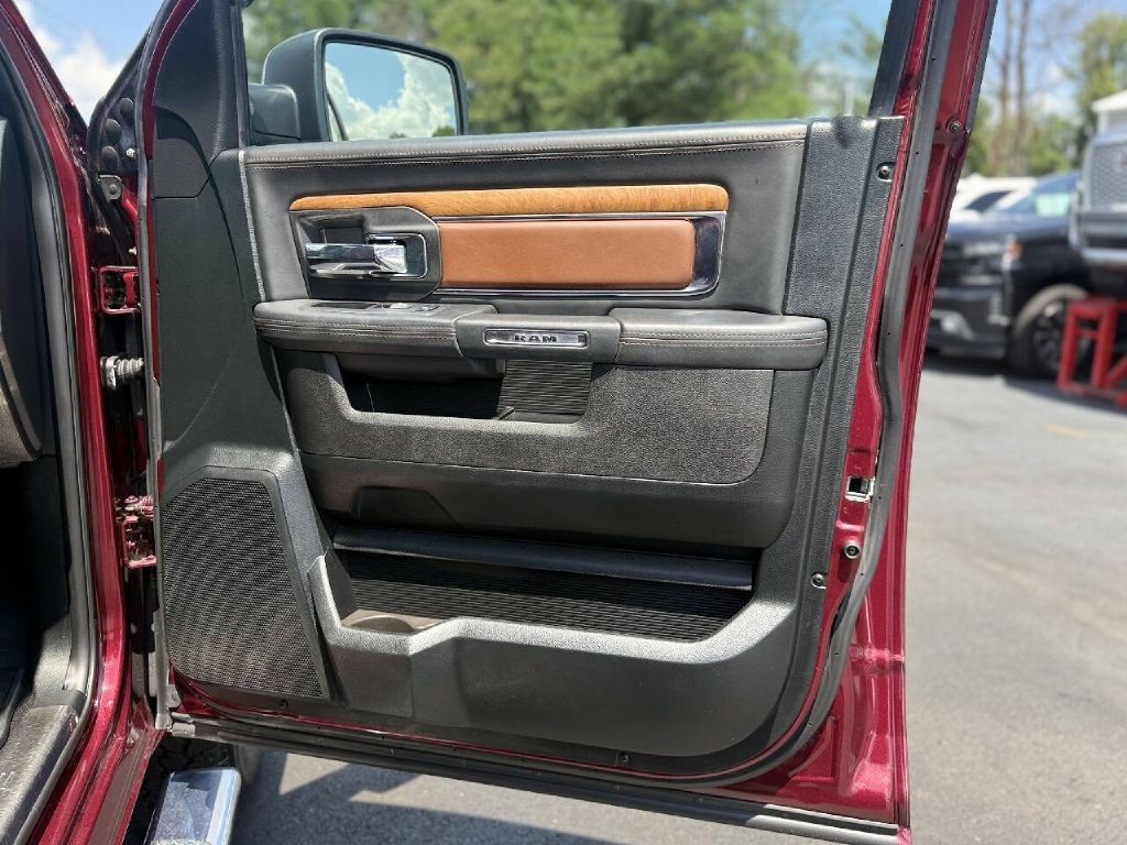 2017 RAM 1500 Image 21