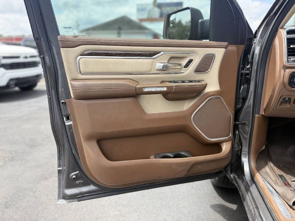 2019 RAM 1500 Image 21