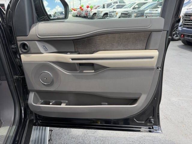 2019 Ford Expedition Image 25