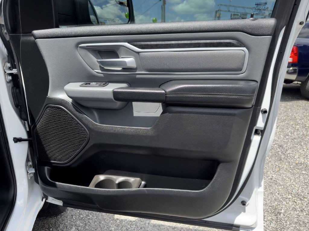 2020 RAM 1500 Image 21