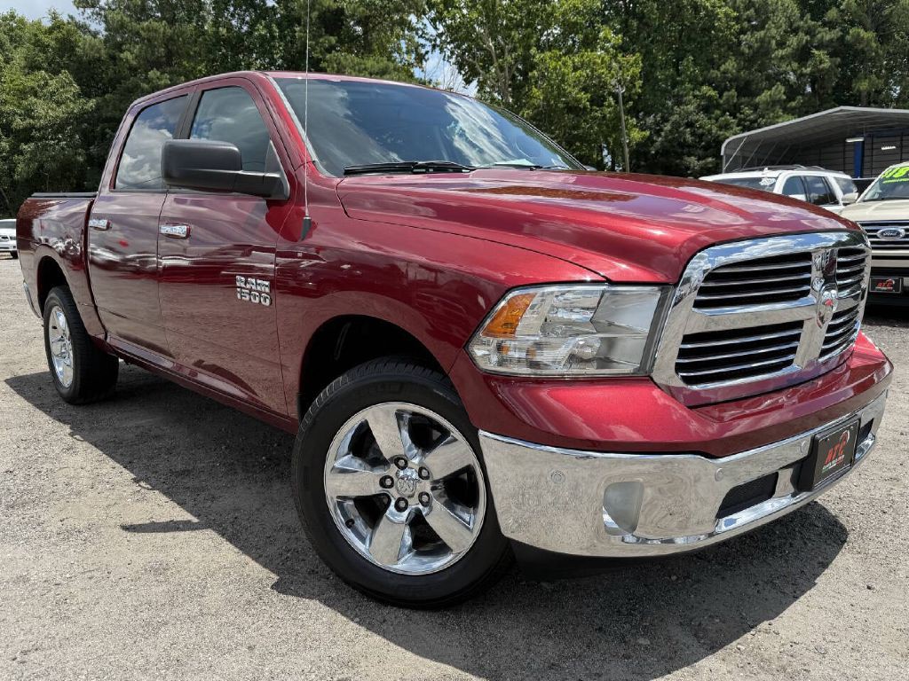 2015 RAM 1500 Image 3