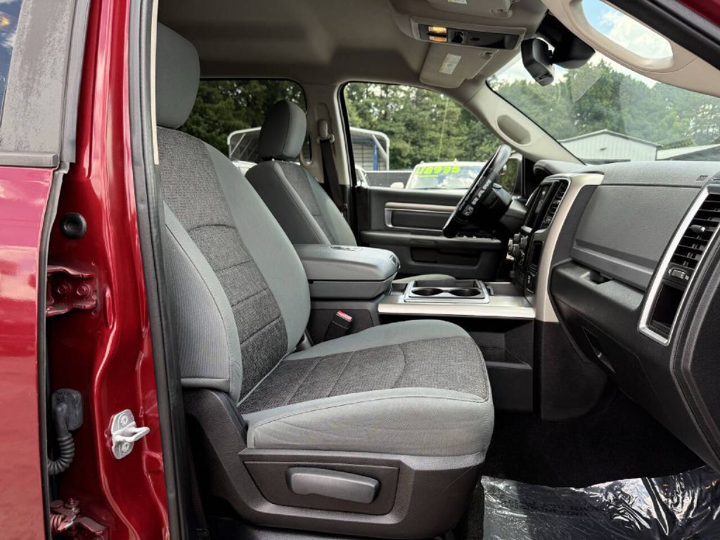 2015 RAM 1500 Image 11