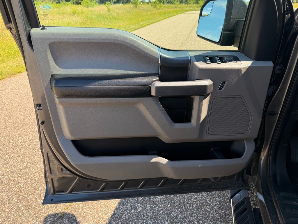 2016 Ford F-150 Image 11