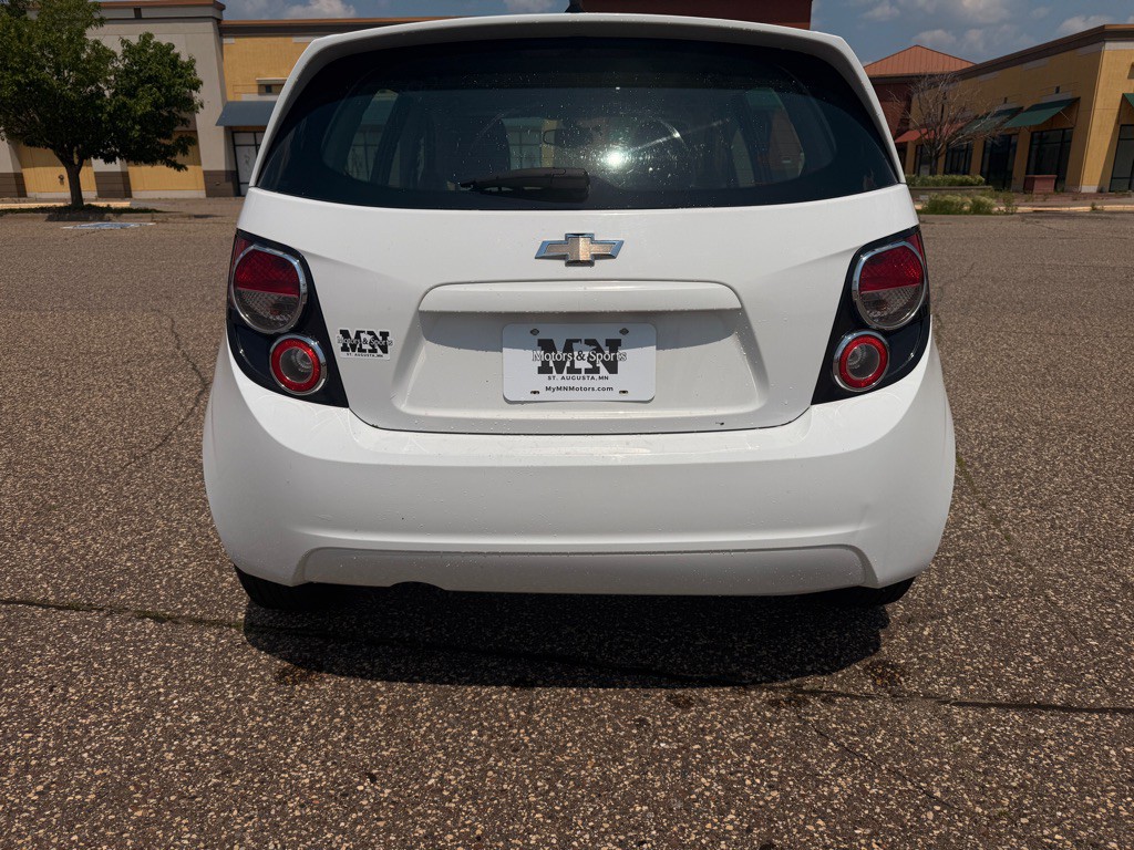 2014 Chevrolet Sonic Image 6
