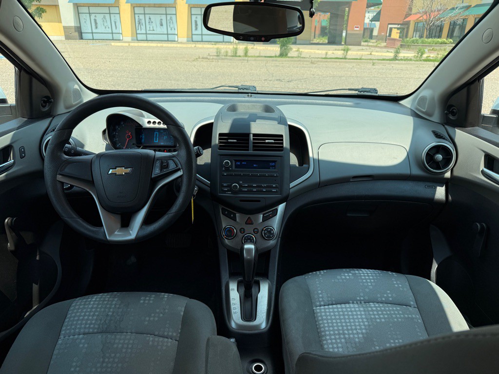 2014 Chevrolet Sonic Image 19