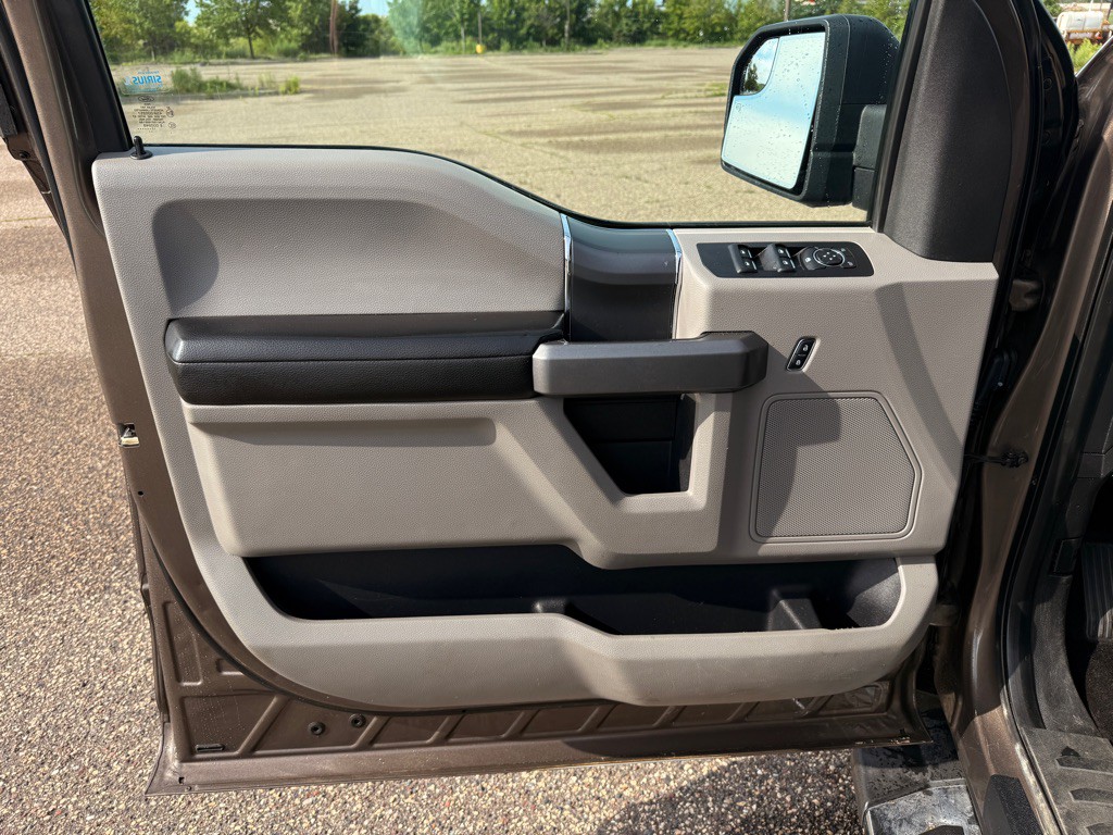 2017 Ford F-150 Image 11