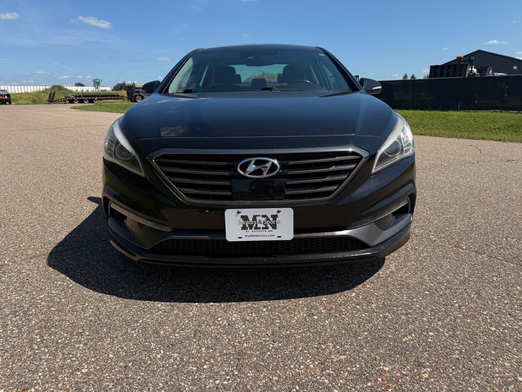 2016 Hyundai Sonata Image 2