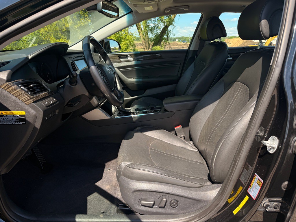 2016 Hyundai Sonata Image 10