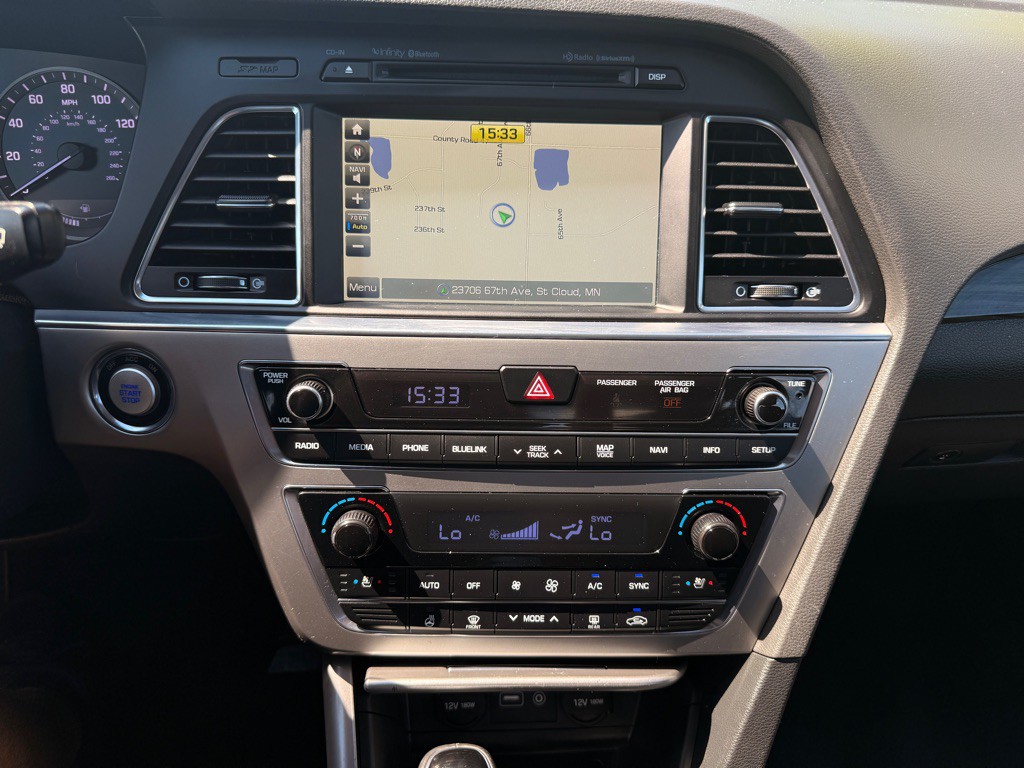2016 Hyundai Sonata Image 22