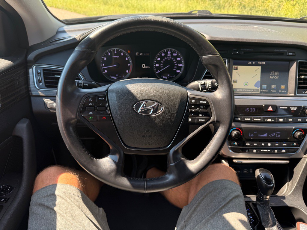 2016 Hyundai Sonata Image 24