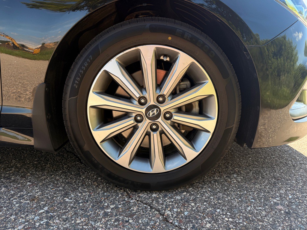 2016 Hyundai Sonata Image 29