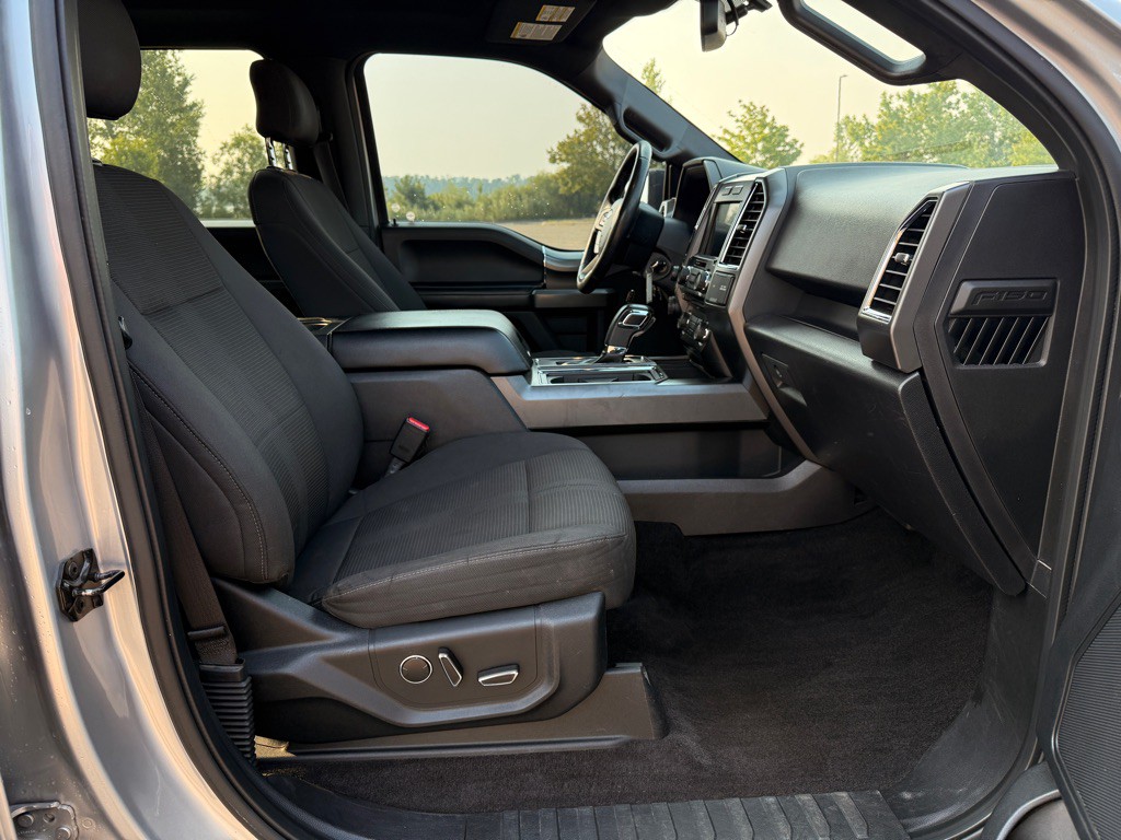 2016 Ford F-150 Image 17