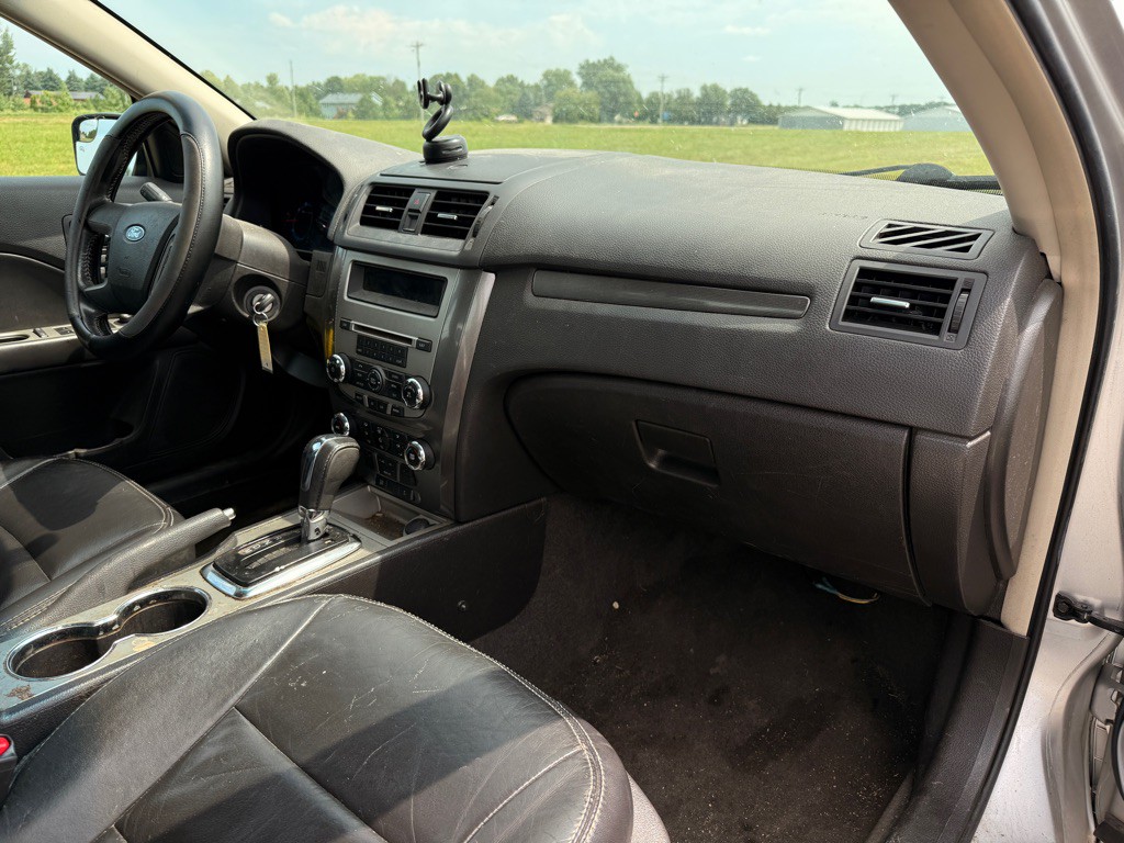 2012 Ford Fusion Image 16