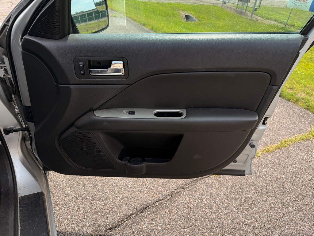 2012 Ford Fusion Image 17