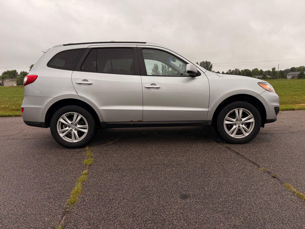 2010 Hyundai Santa Fe Image 4