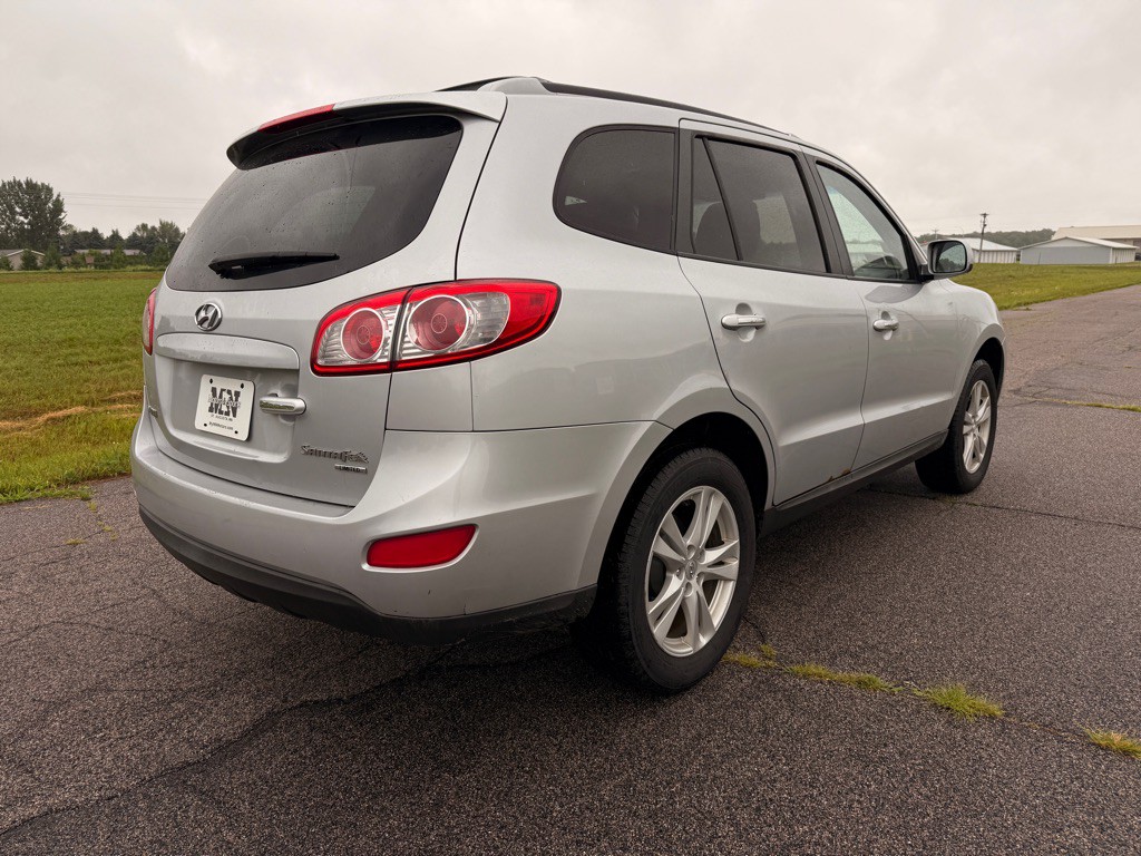 2010 Hyundai Santa Fe Image 5