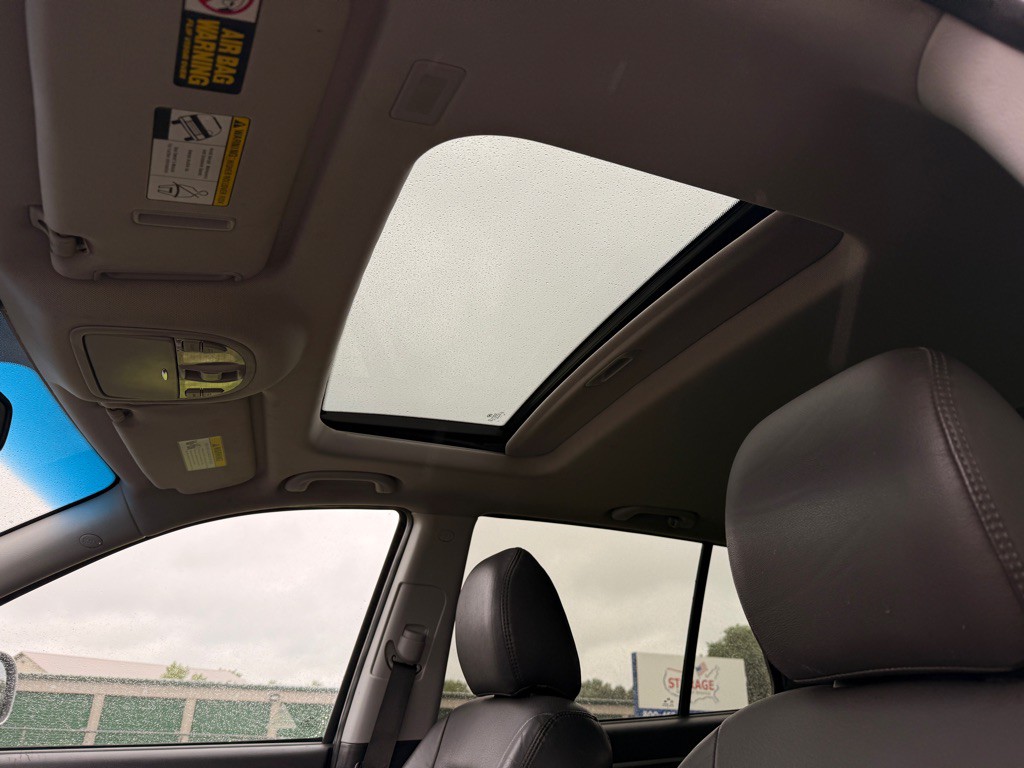 2010 Hyundai Santa Fe Image 11