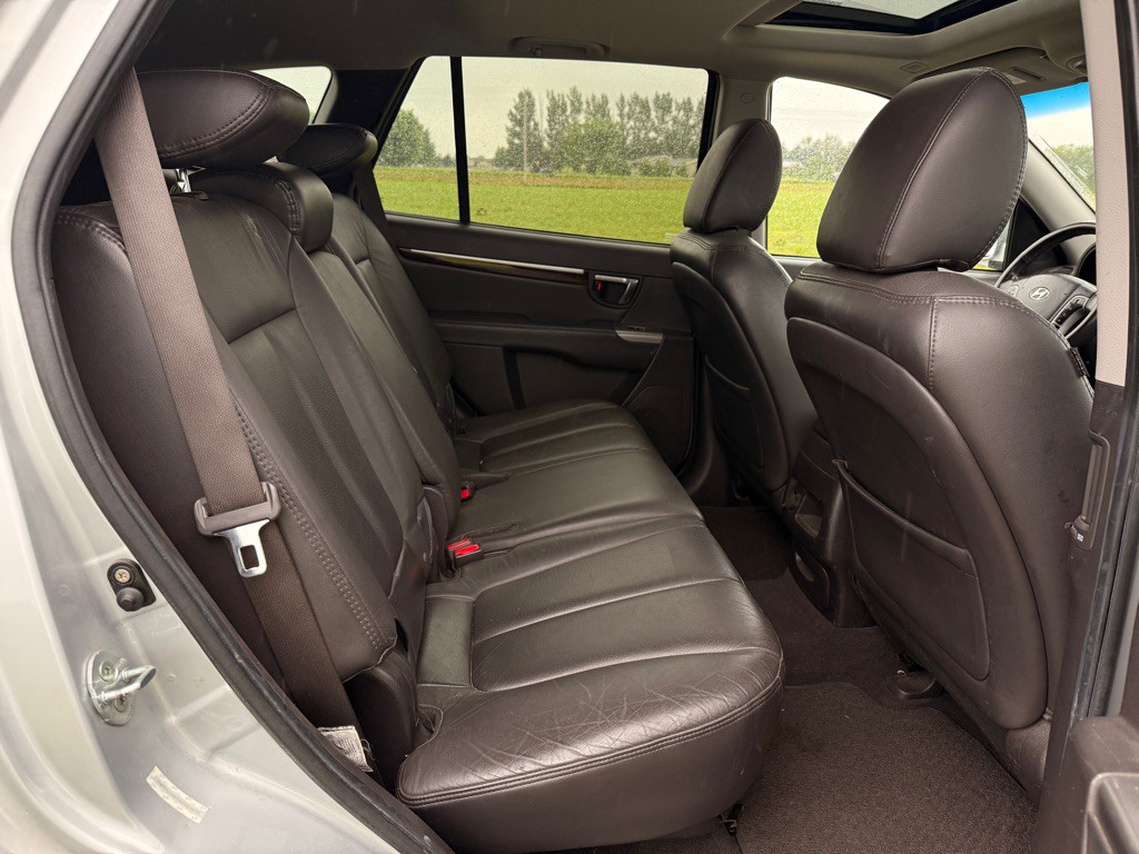 2010 Hyundai Santa Fe Image 15