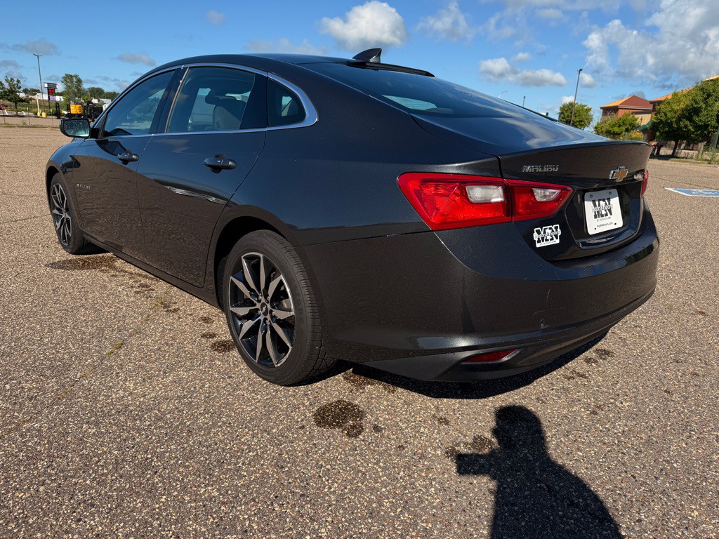 2017 Chevrolet Malibu Image 7