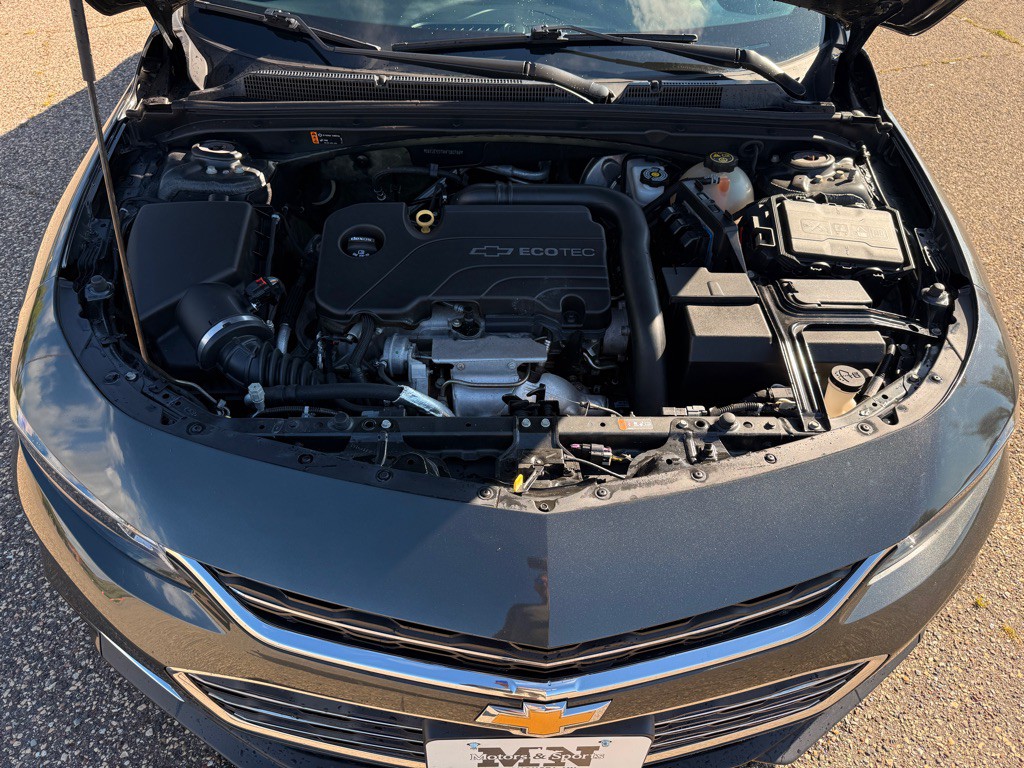2017 Chevrolet Malibu Image 25