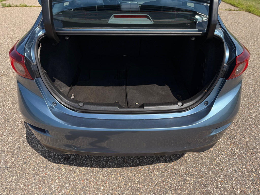 2016 Mazda Mazda3 Image 13