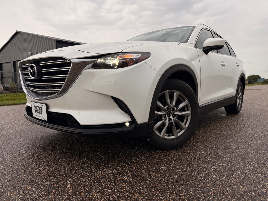 2017 Mazda CX-9 Image 1