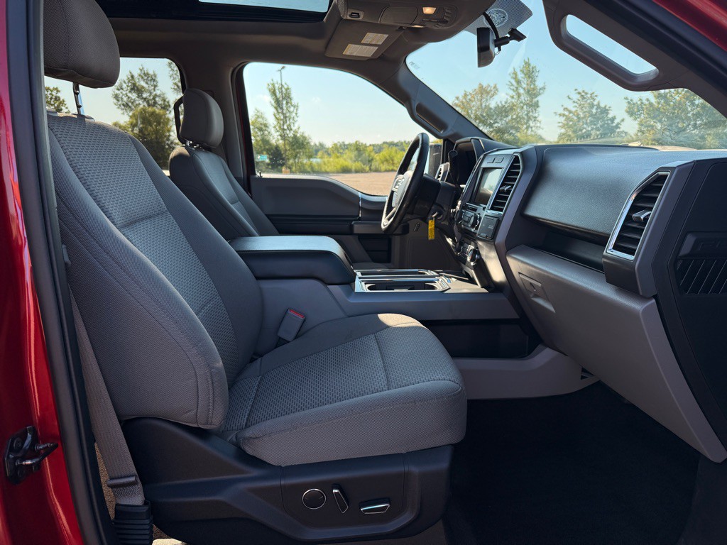 2016 Ford F-150 Image 18