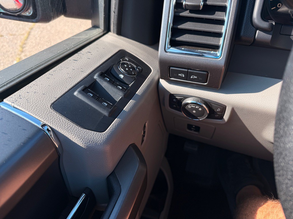2016 Ford F-150 Image 29
