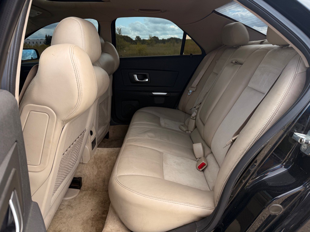 2005 Cadillac CTS Image 13