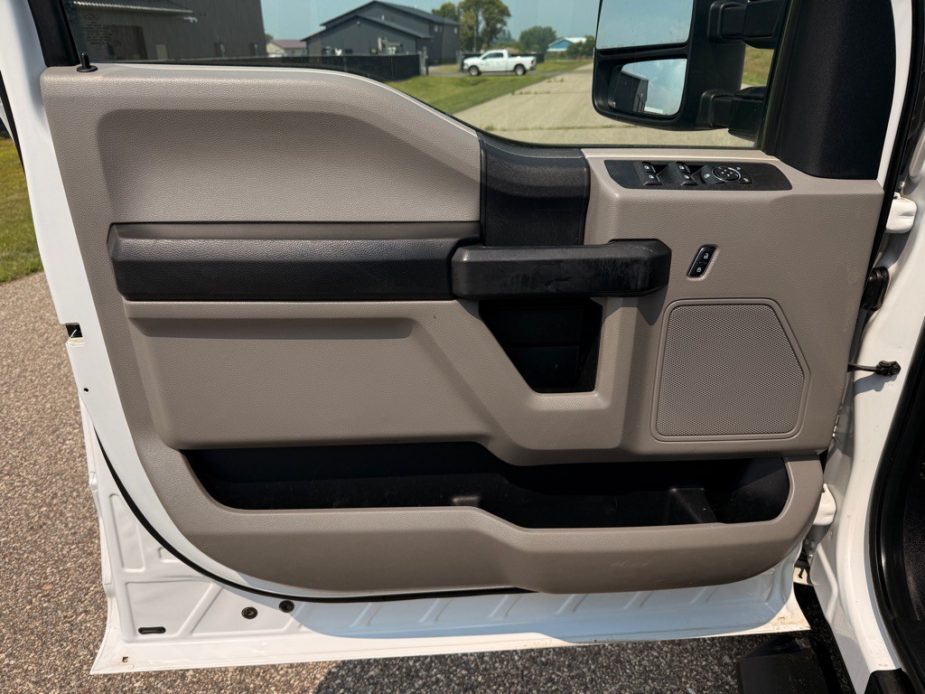 2018 Ford F-350 Image 11