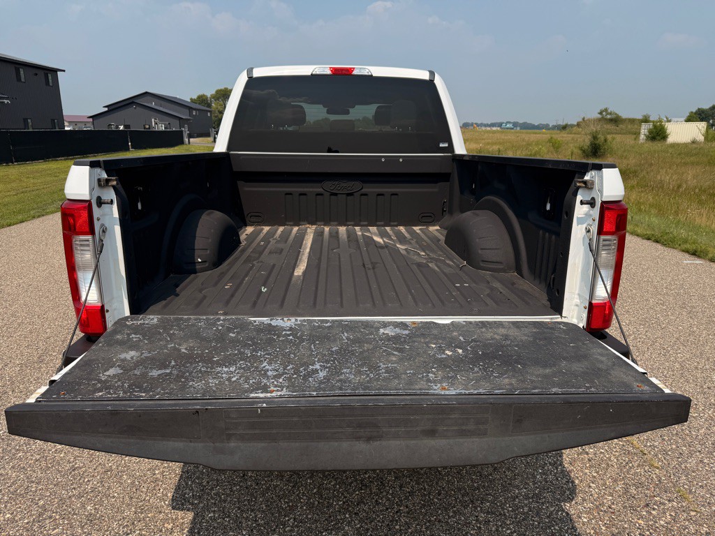 2018 Ford F-350 Image 13