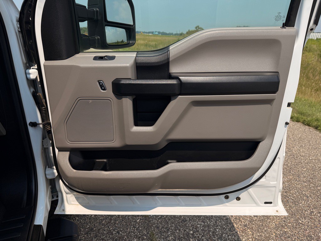 2018 Ford F-350 Image 18