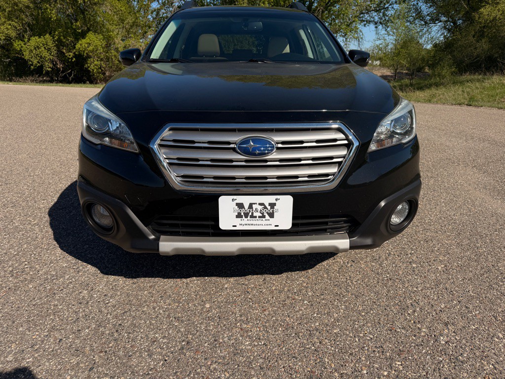 2017 Subaru Outback Image 2