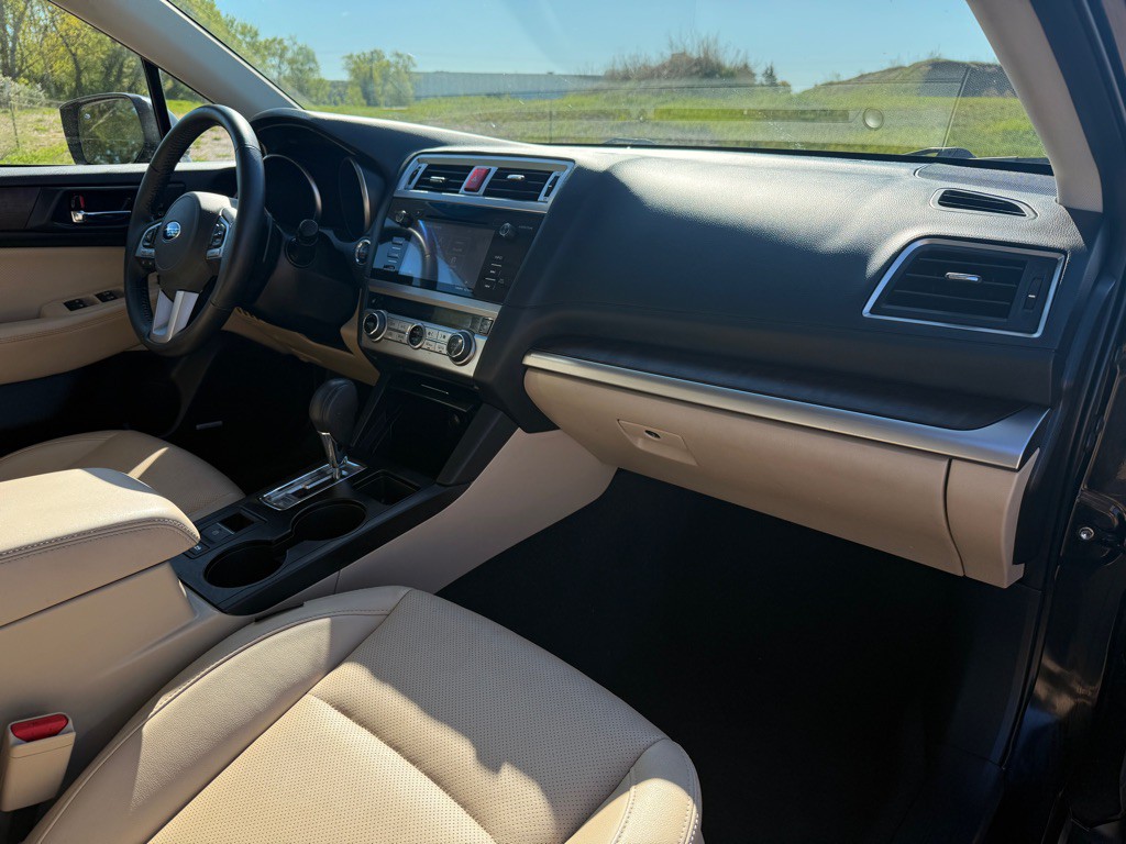 2017 Subaru Outback Image 19