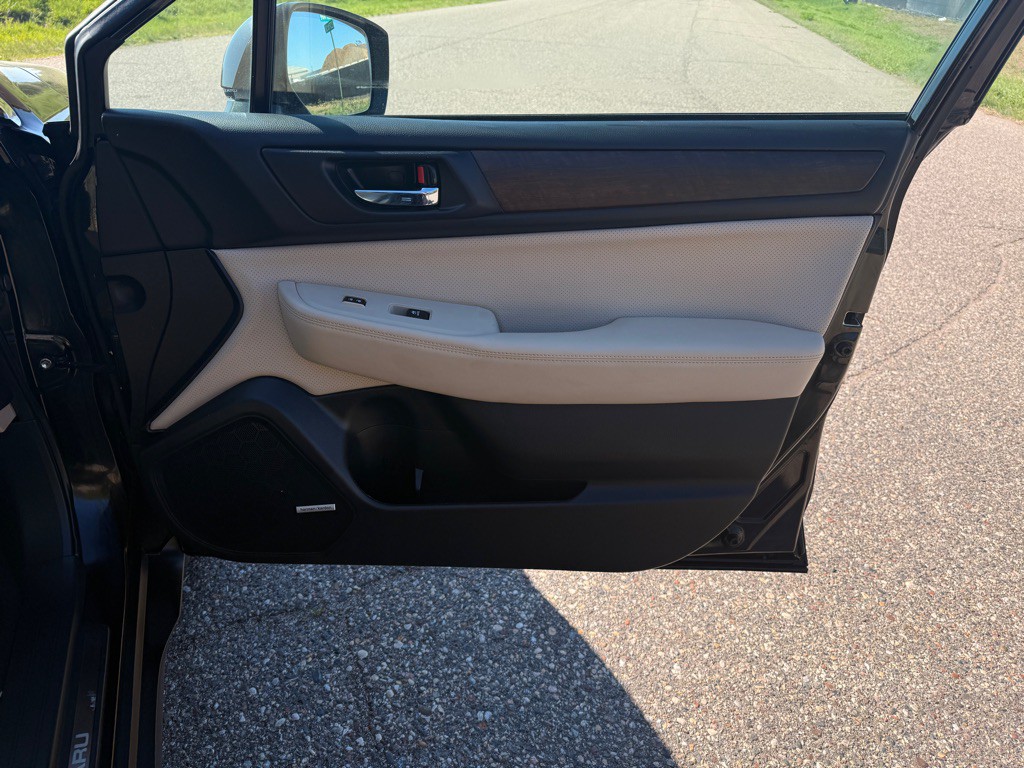 2017 Subaru Outback Image 21