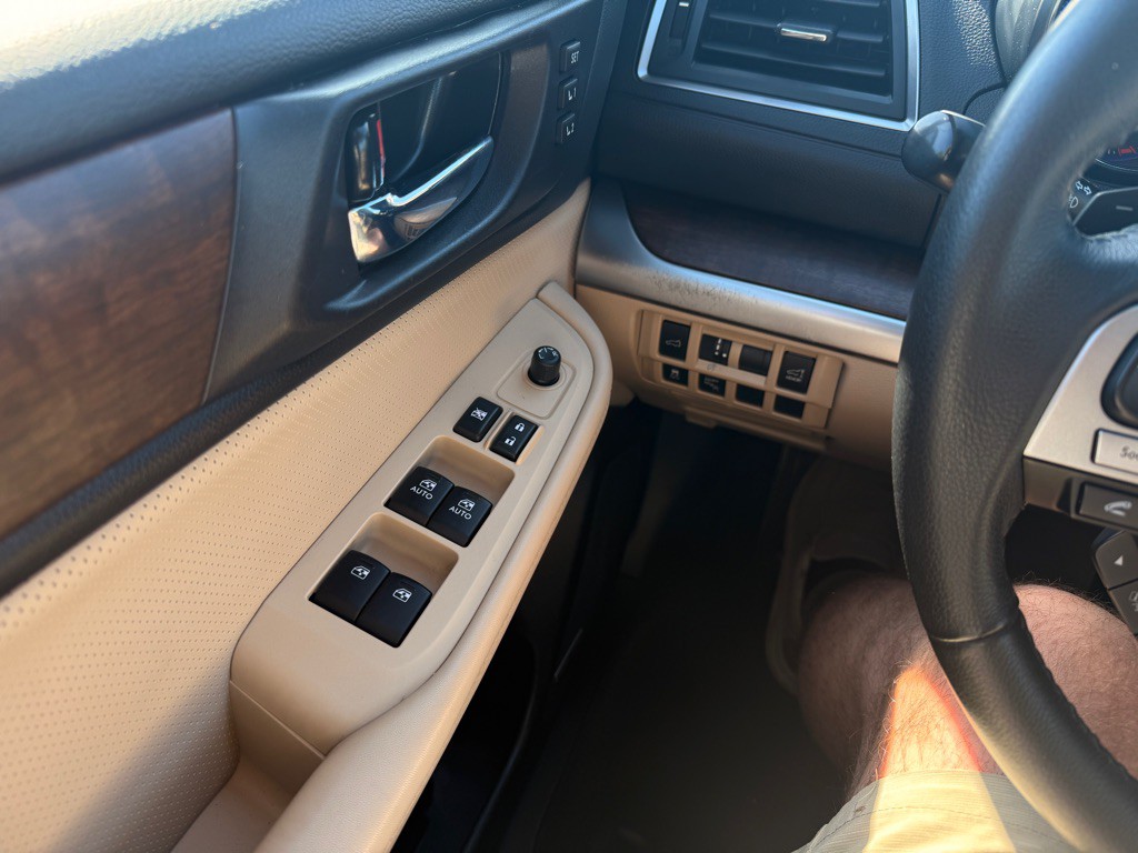 2017 Subaru Outback Image 28