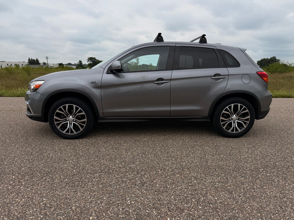 2019 Mitsubishi Outlander Image 8